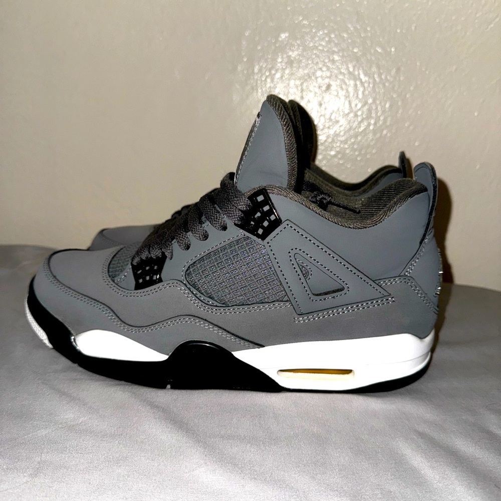 Air Jordan 4 Retro 'Cool Grey' 2019